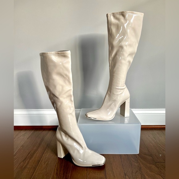 Steve Madden Focal Boots - Picture 4 of 13